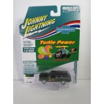 Johnny Lightning 1:64 Chevrolet Chevelle Wagon 1965 Turtle Wax green
